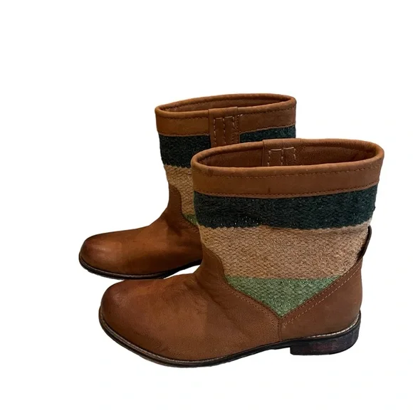 Seychelles Cowboy Leather and Woven Fabric Boots, Sz 10 - Picture 3 of 12